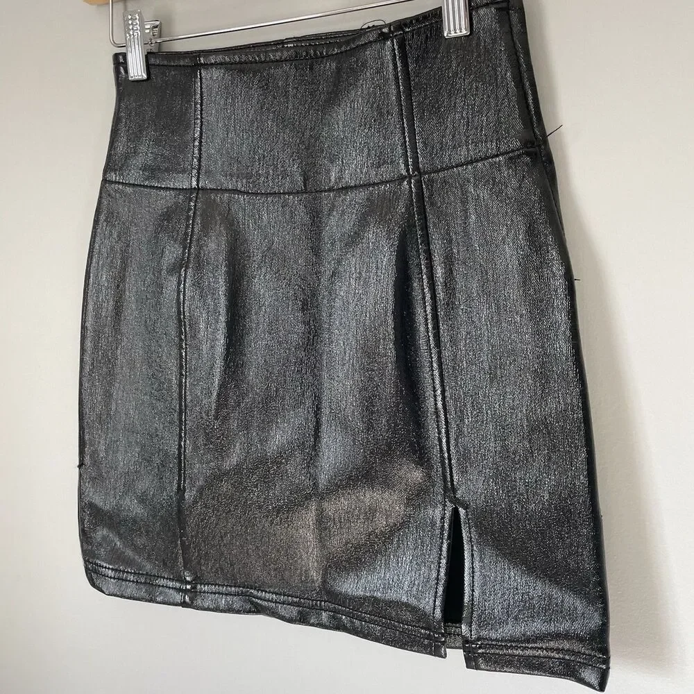 Free People Holding onto a Dream Faux Leather Glossy Mini Skirt Black Size 0